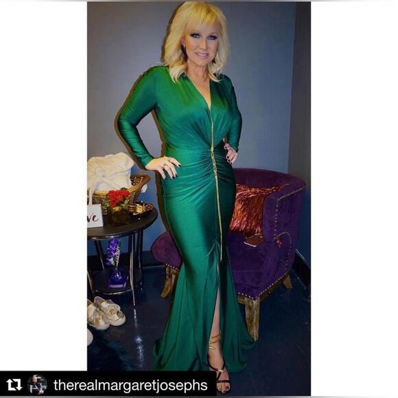 EVAJEE gown size Large - Picture 2 of 6